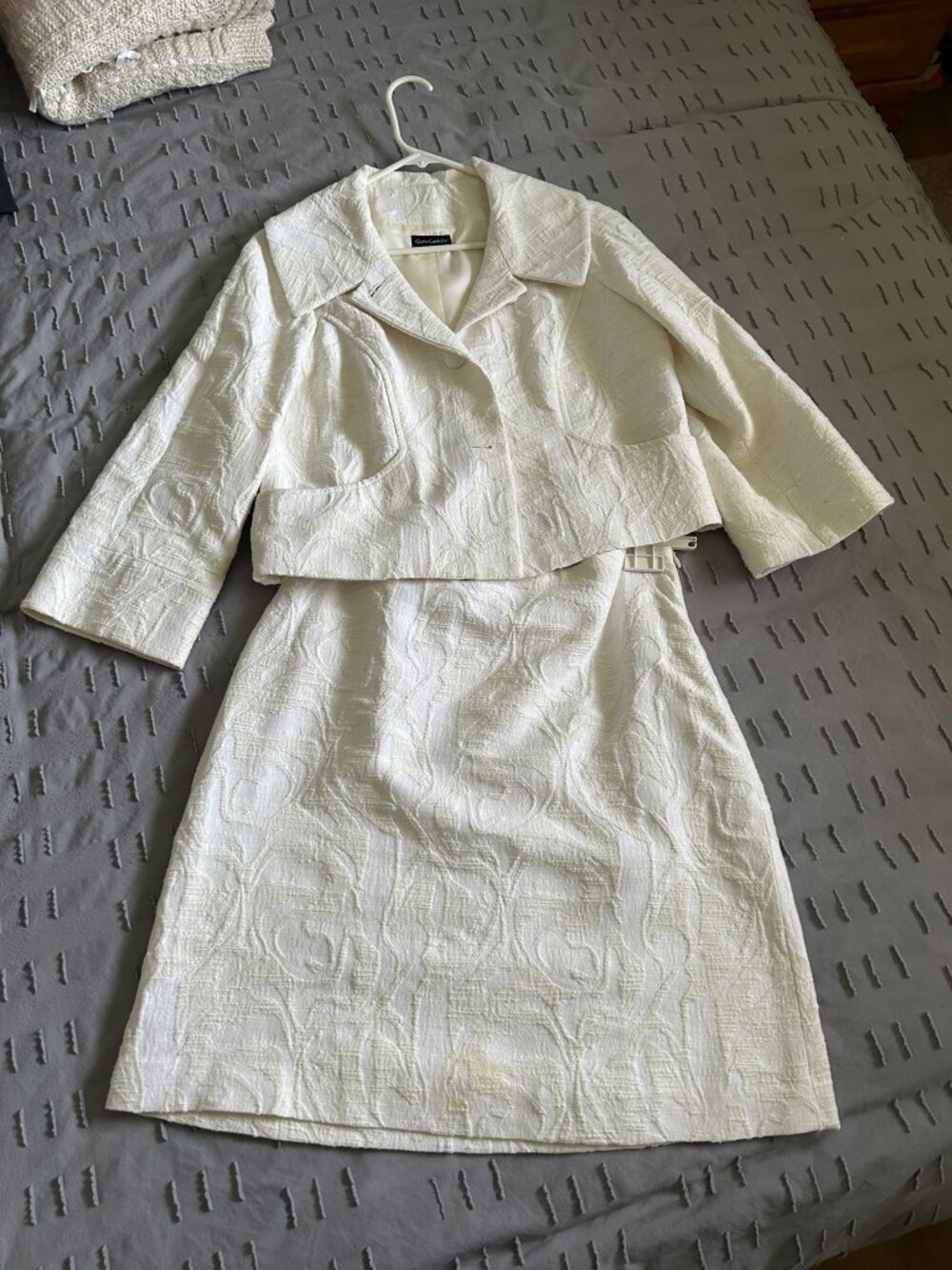 Vintage Gloria Gaudette Ivory Textured Skirt Suit Set